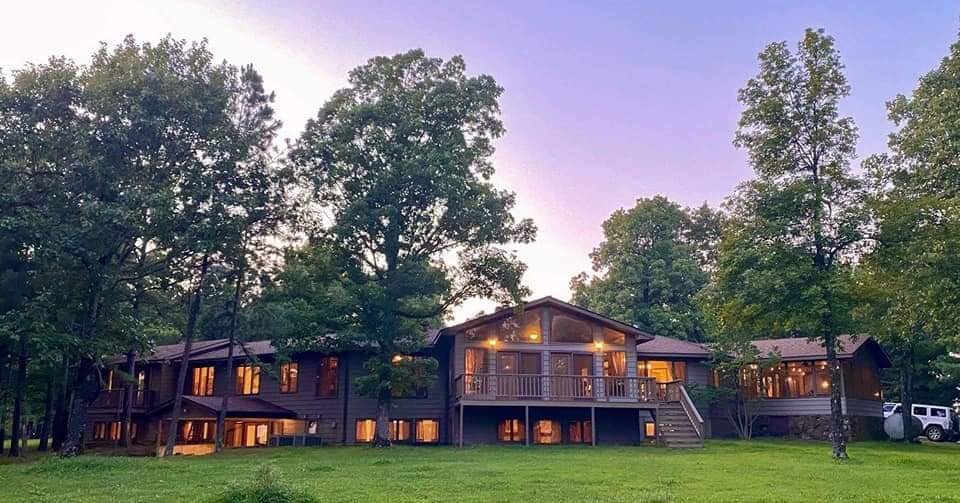 Ozark Mountain Lodge & Retreat