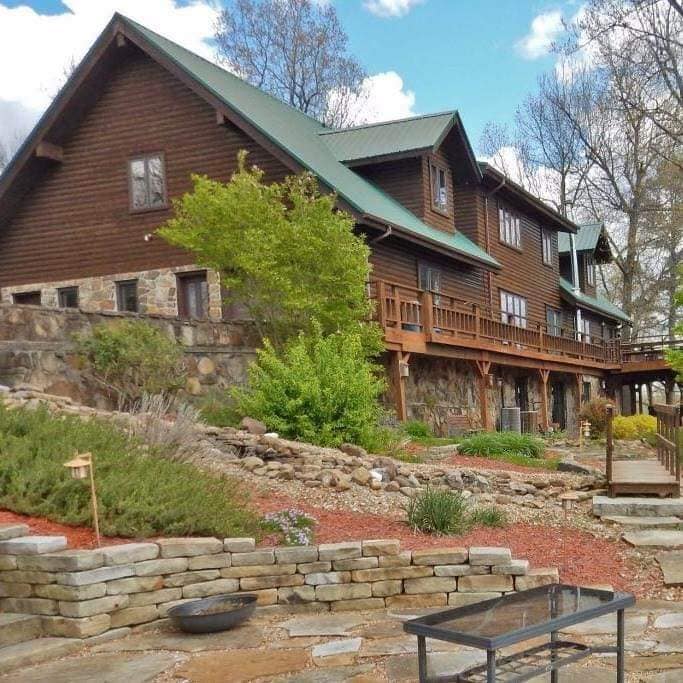 Buffalo River Lodge